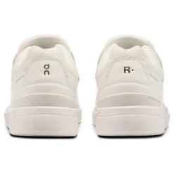 On - The Roger Advantage - Baskets 10 On - The Roger Advantage - Baskets -Scarpa Soldes on the roger advantage baskets detail 5